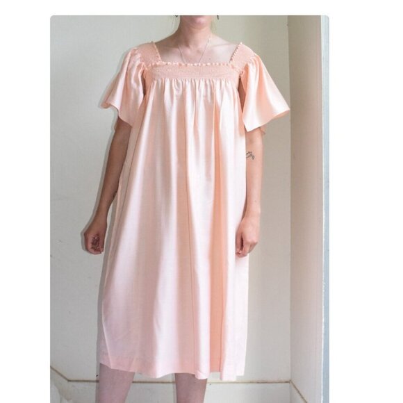 Haband's Moon Beam housedress sleepdress XL/1X peach color, lace accents light - Picture 4 of 11